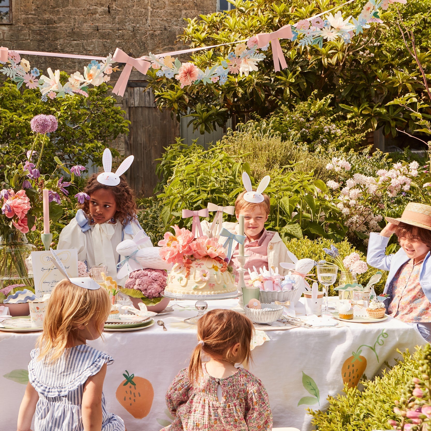 Flower and Bow Garland