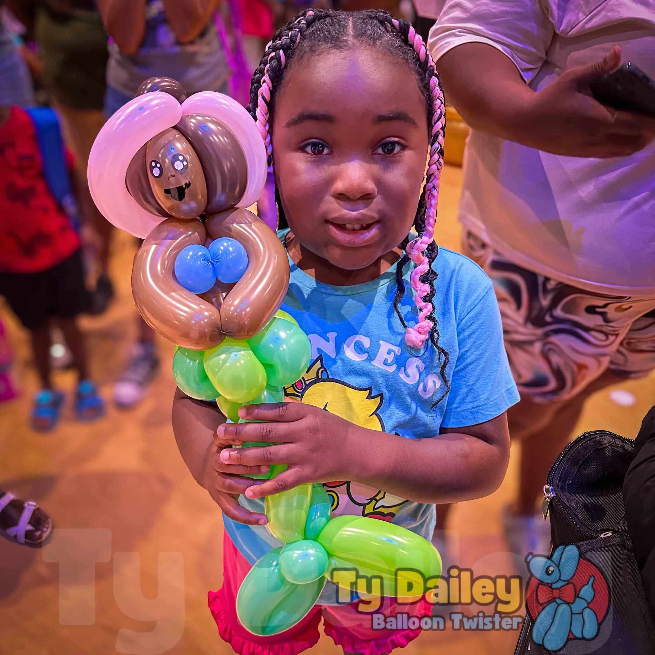 Balloon Twisting Party Entertainment in Atlanta