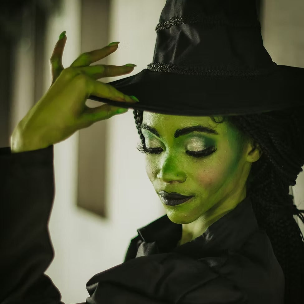 Emerald Witch Character Party