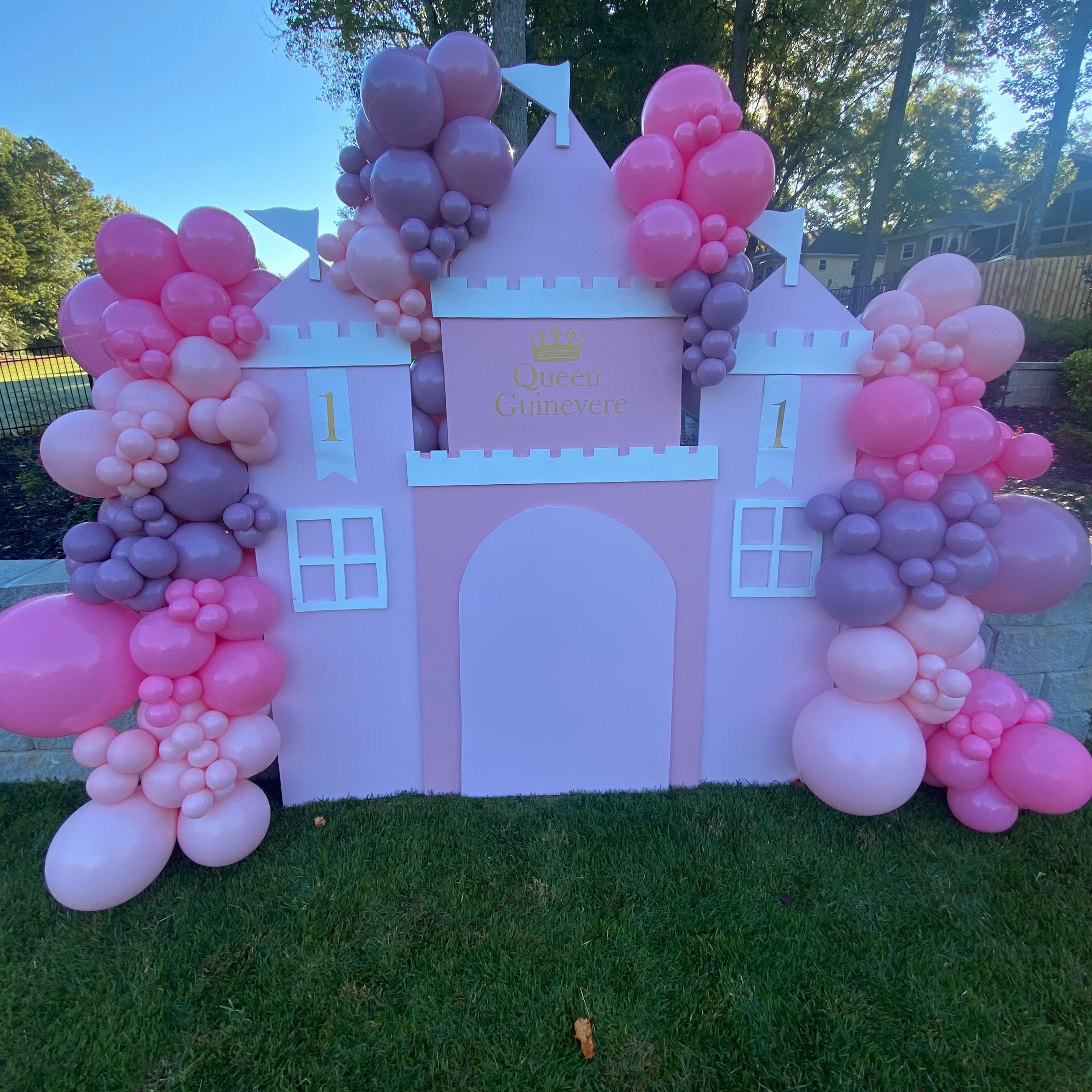 Fairytale Castle Backdrop & 18-Foot Luxury Balloon Garland