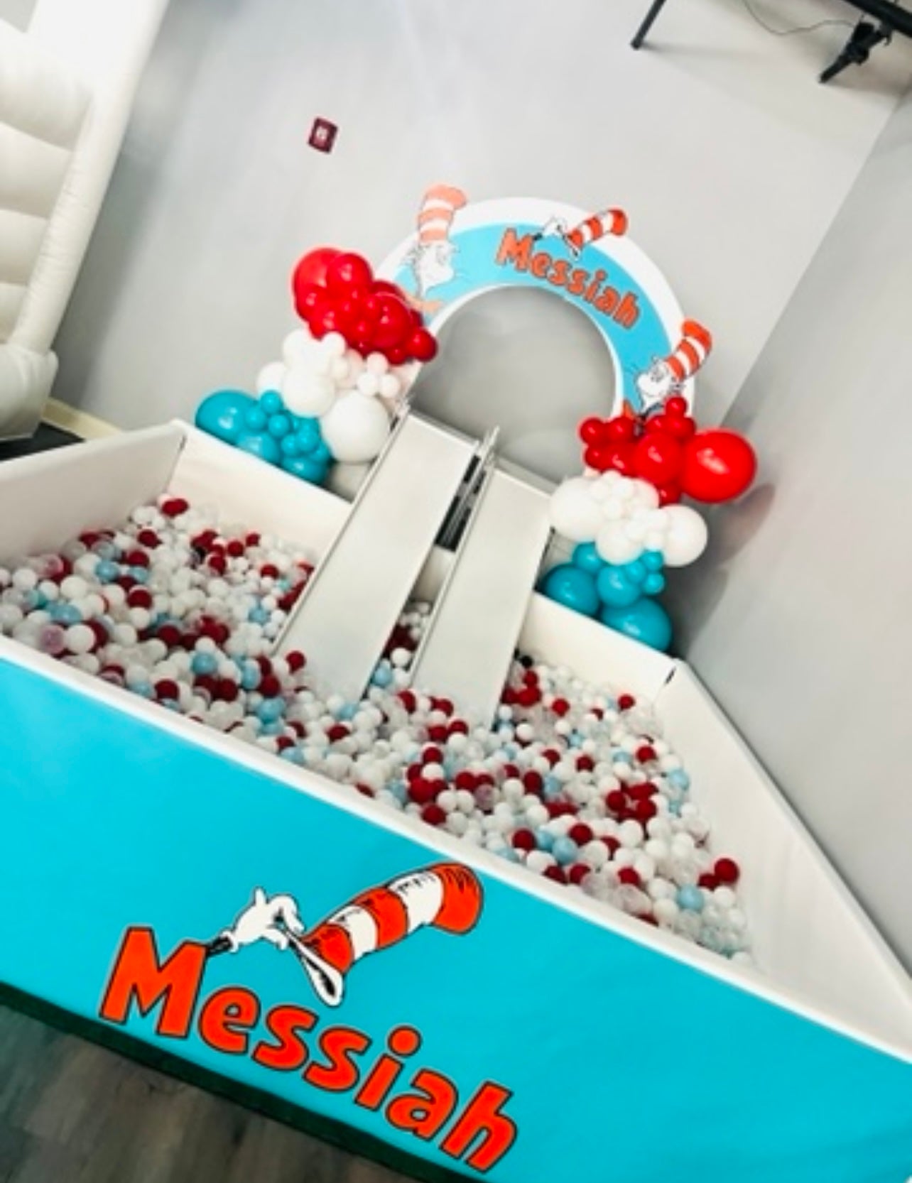Large Ball Pit 8x8
