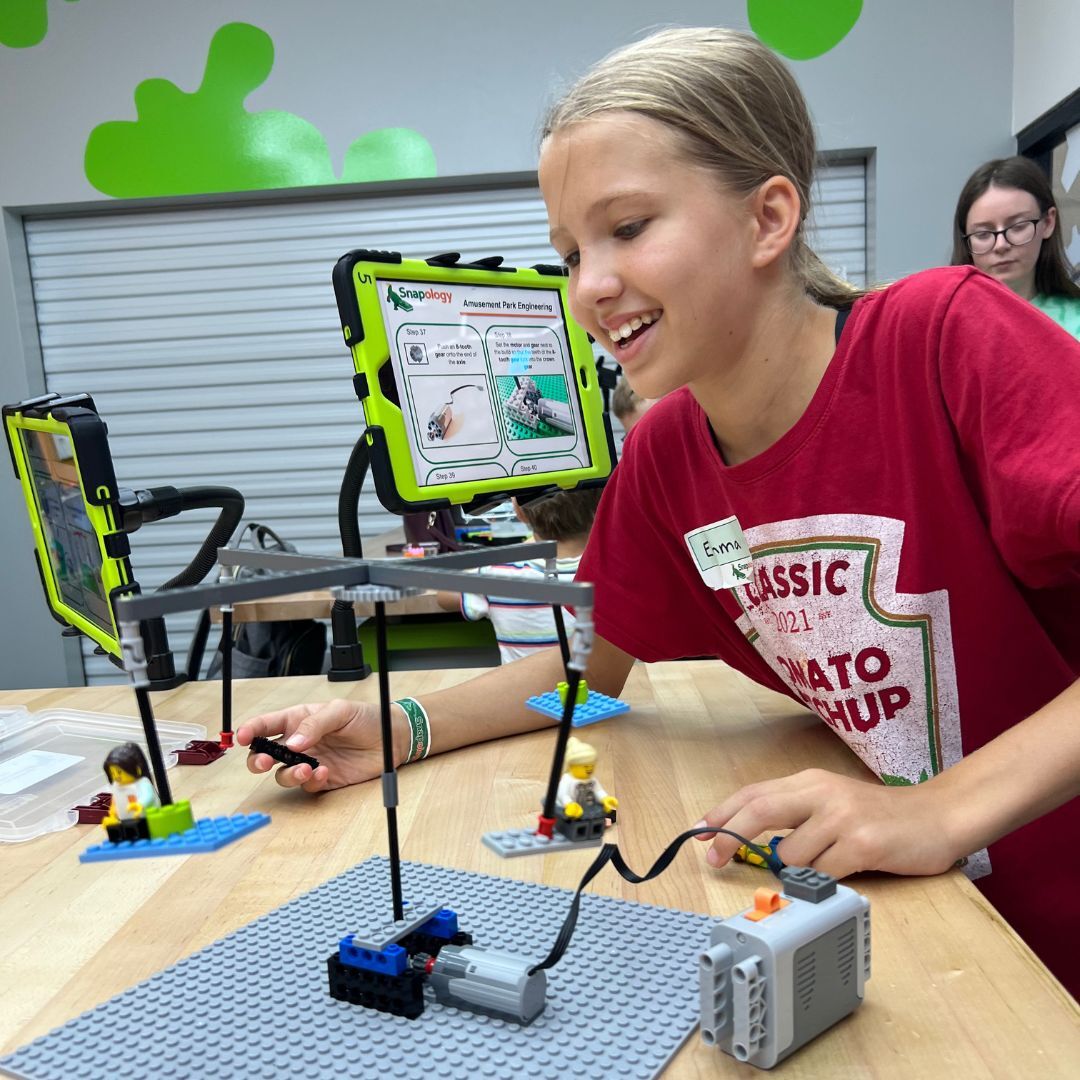 Motor Mania Party Using LEGO® Bricks