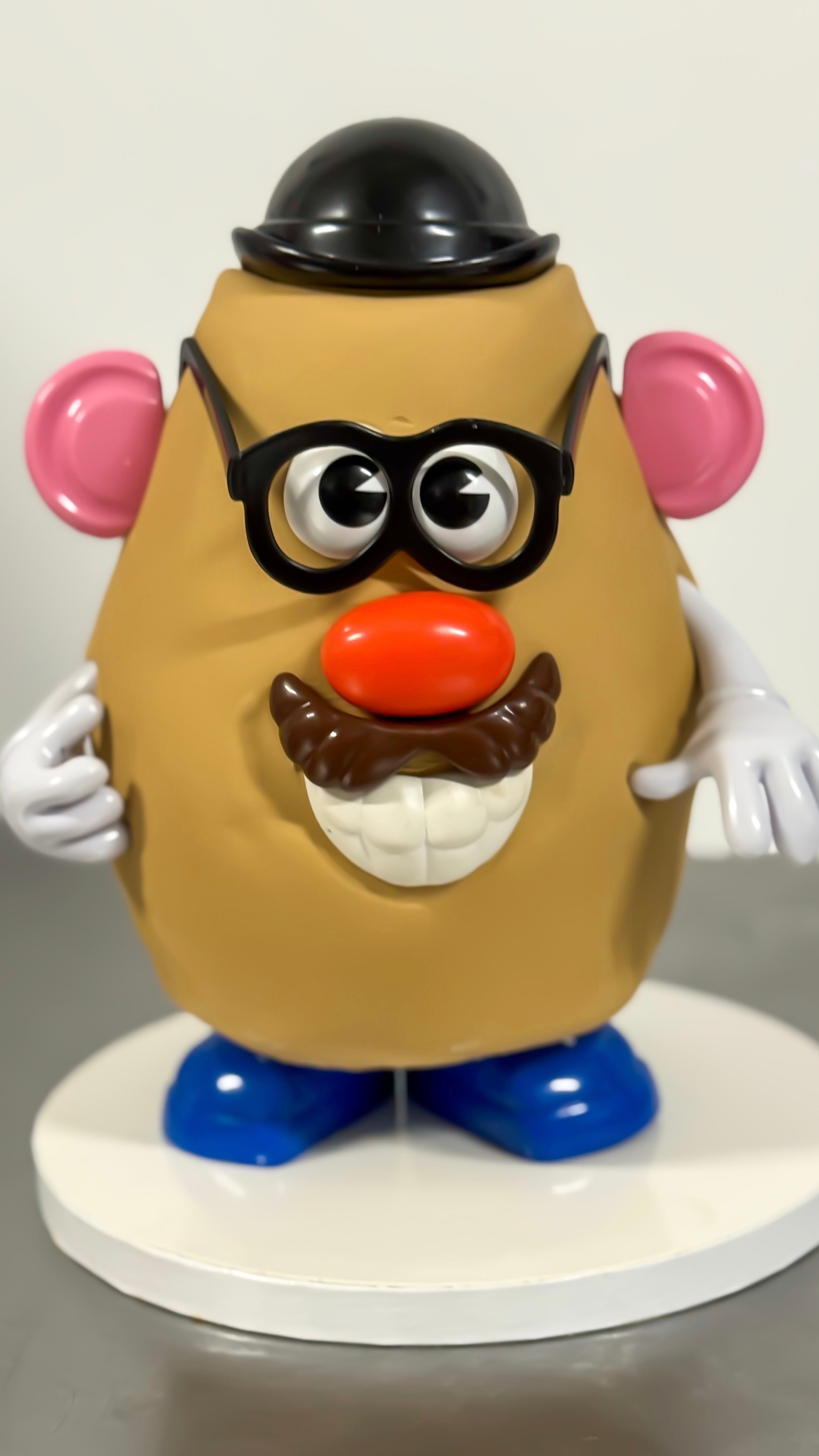 Sculpted Custom Cakes