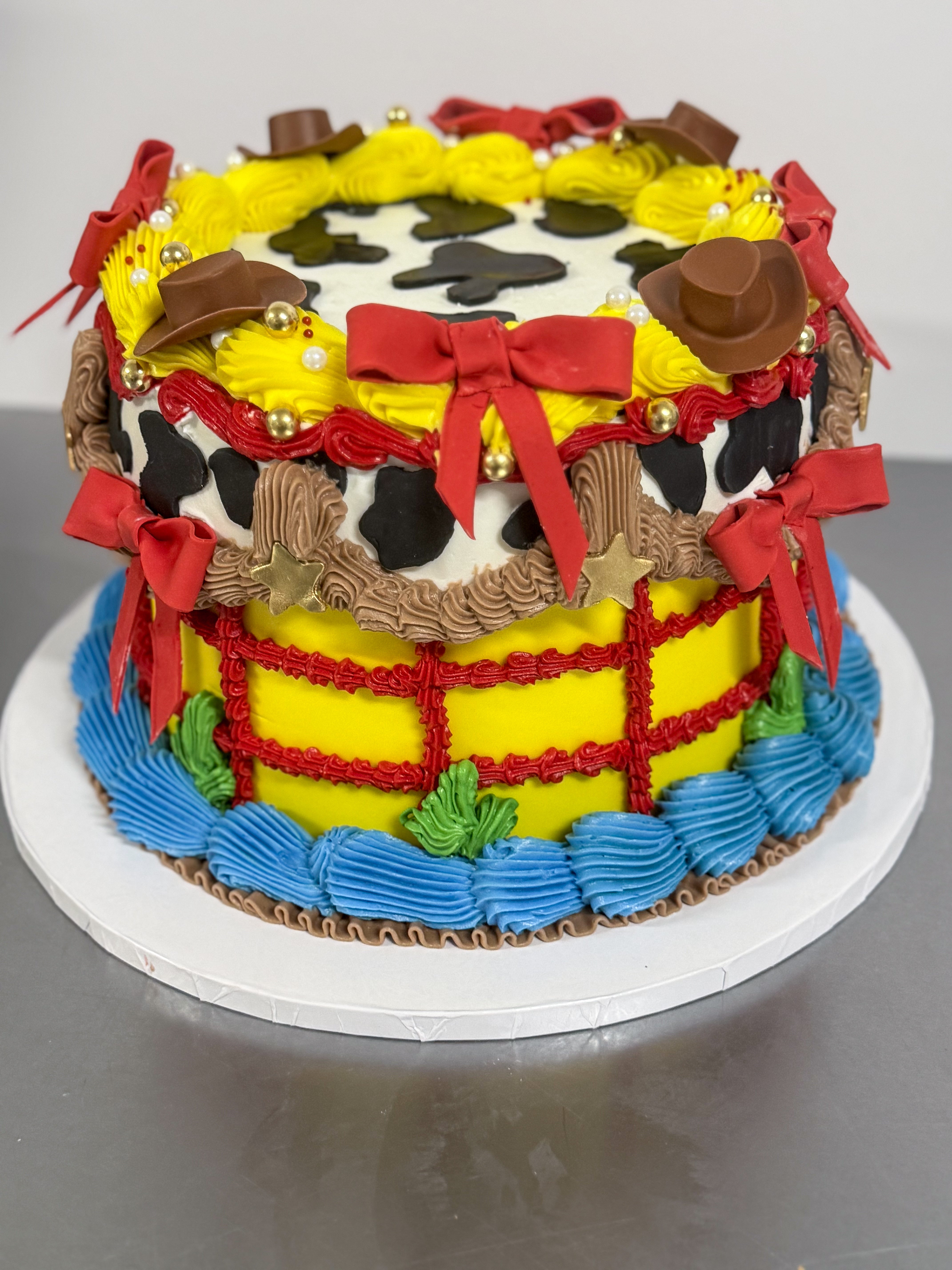 Single Tier Custom Cake