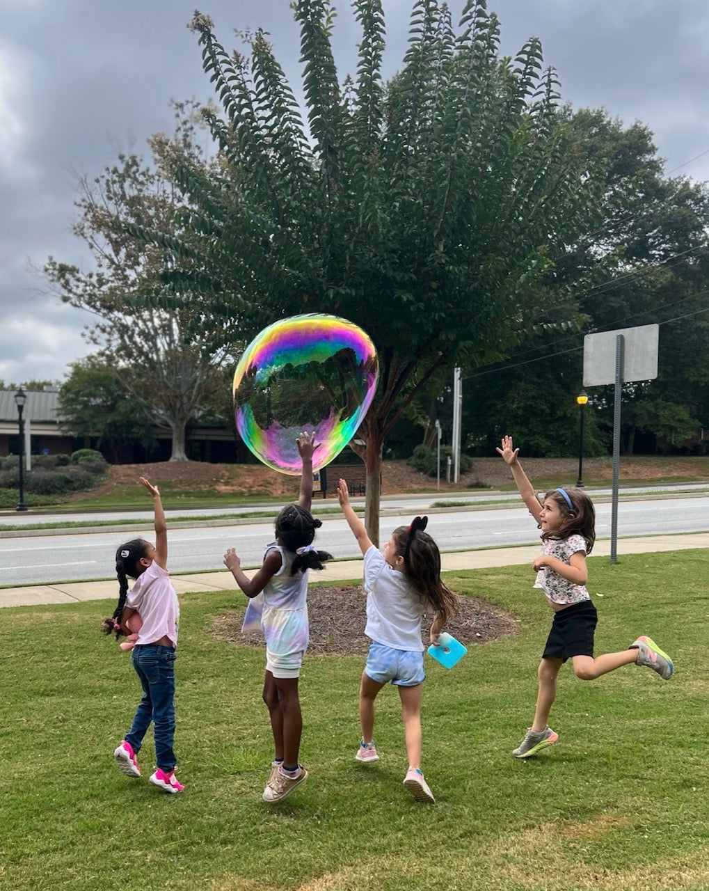 The Starter Party: Bubble Artist + 3 Bubble Kit Party Favors