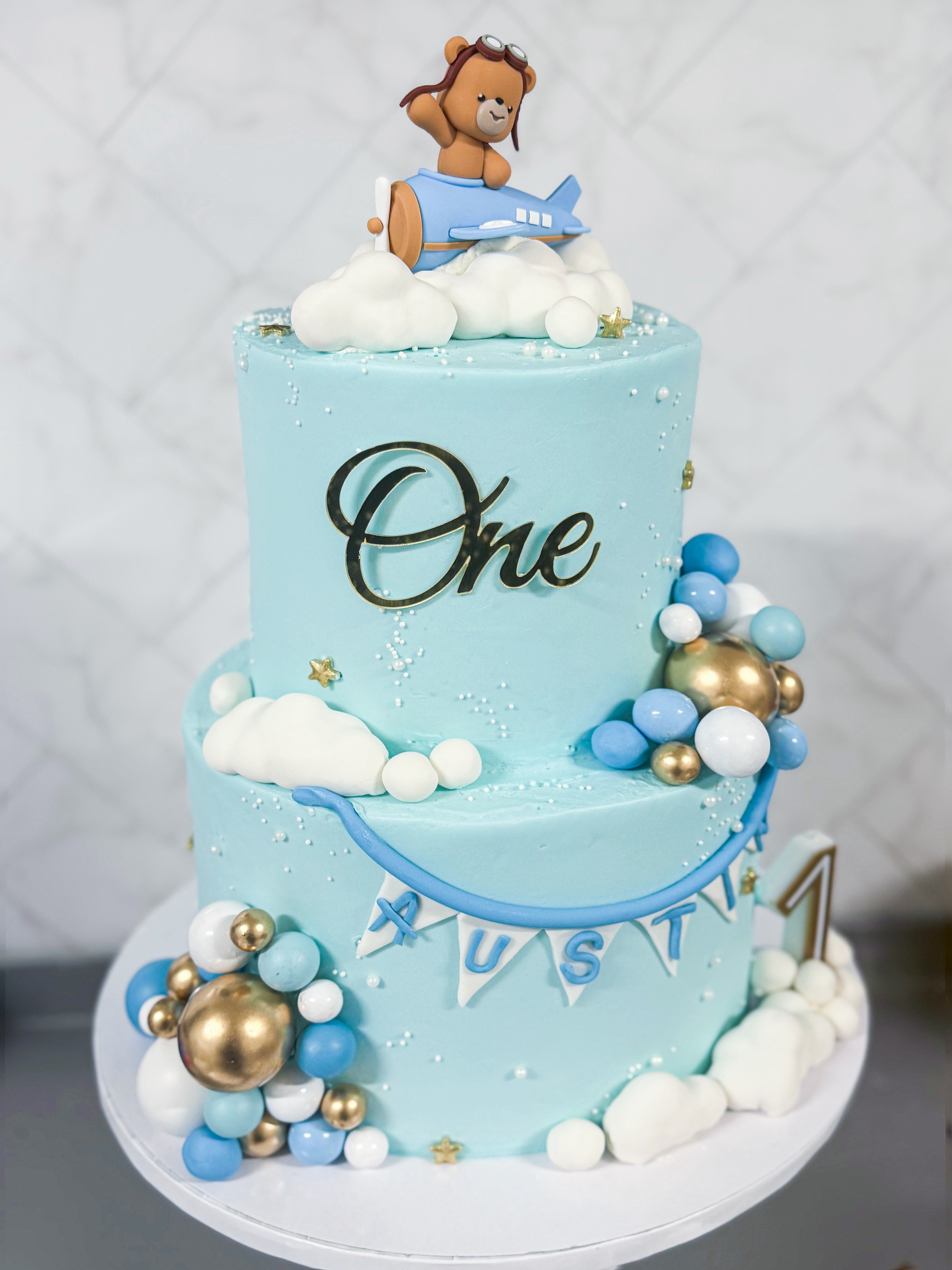 2 tier custom cake