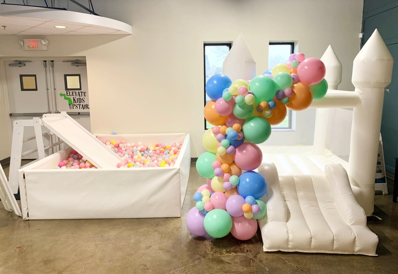 8x6 Ball Pit & 8x8 Bounce House Combo Package