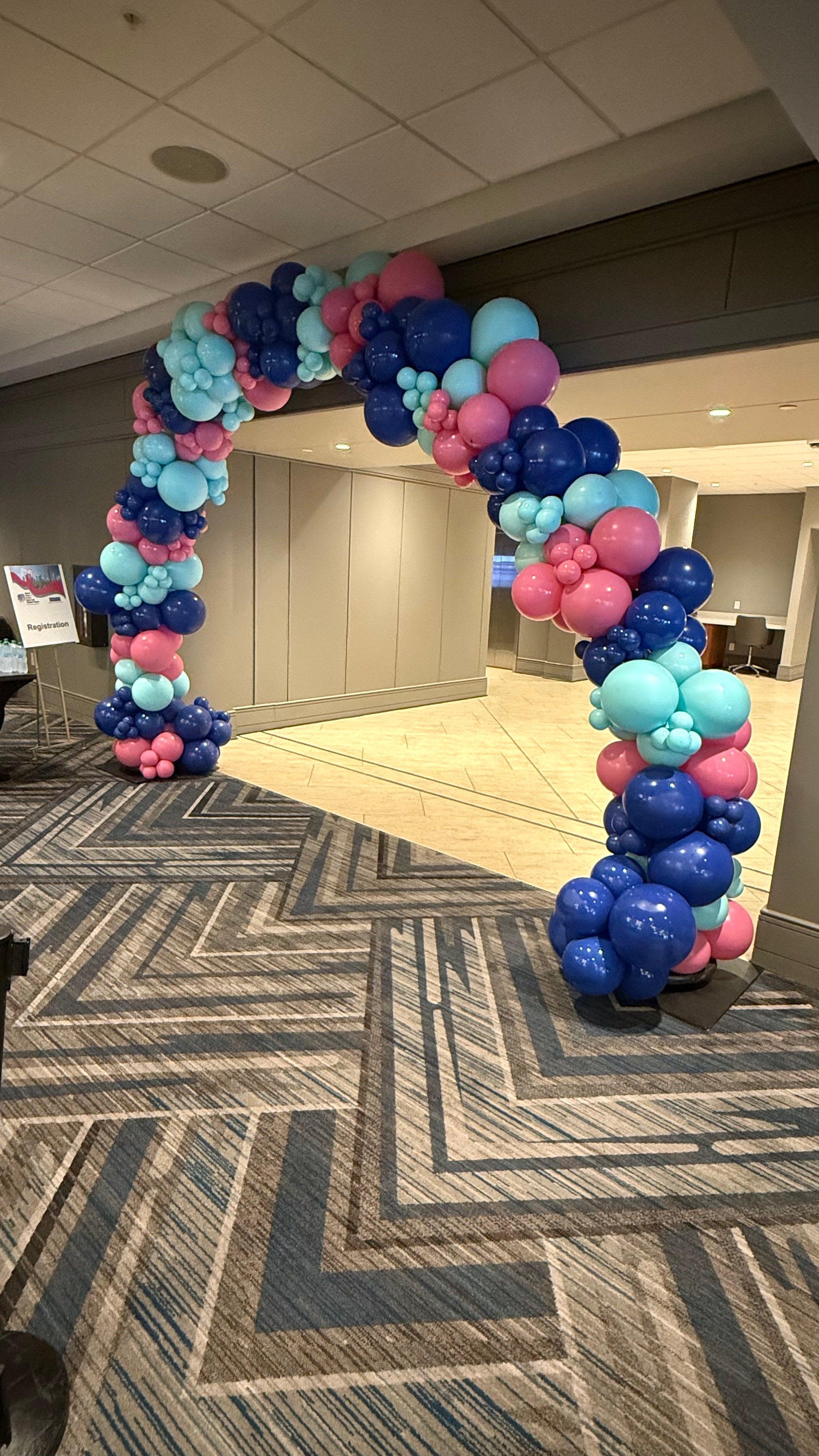 9/10ft Tall Organic Balloon Arch