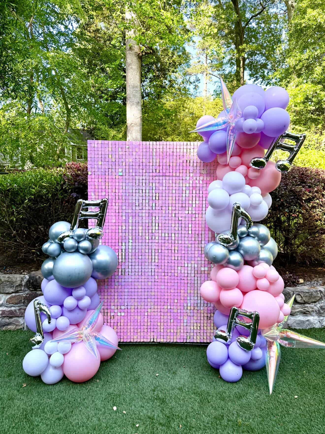 KPop Themed Balloon Backdrop: 6' Shimmer Wall with 10' Balloons