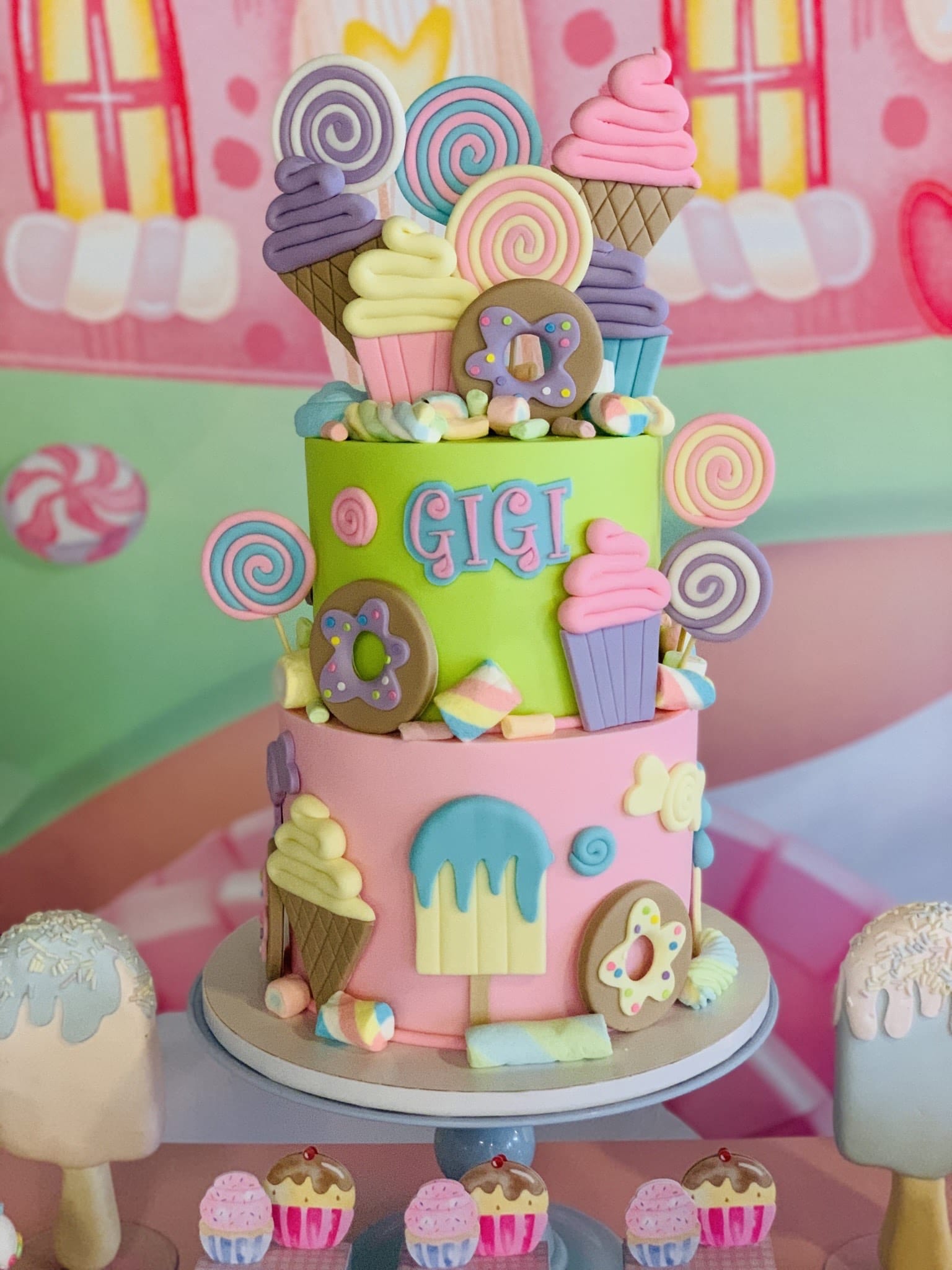 Custom Birthday Cakes Atlanta | Confetti Jar