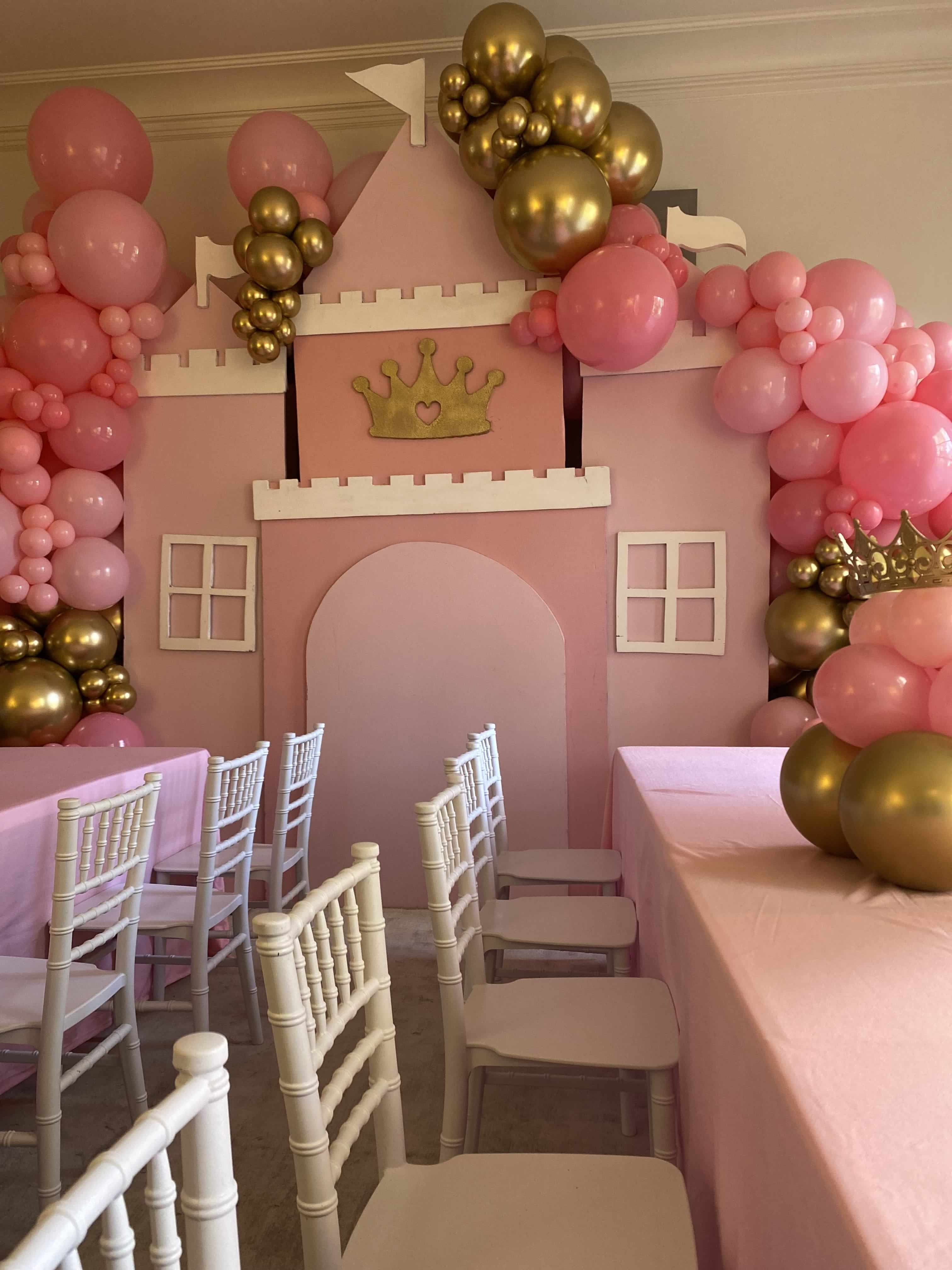 Princess Birthday Party Balloon Backdrop | Confetti Jar