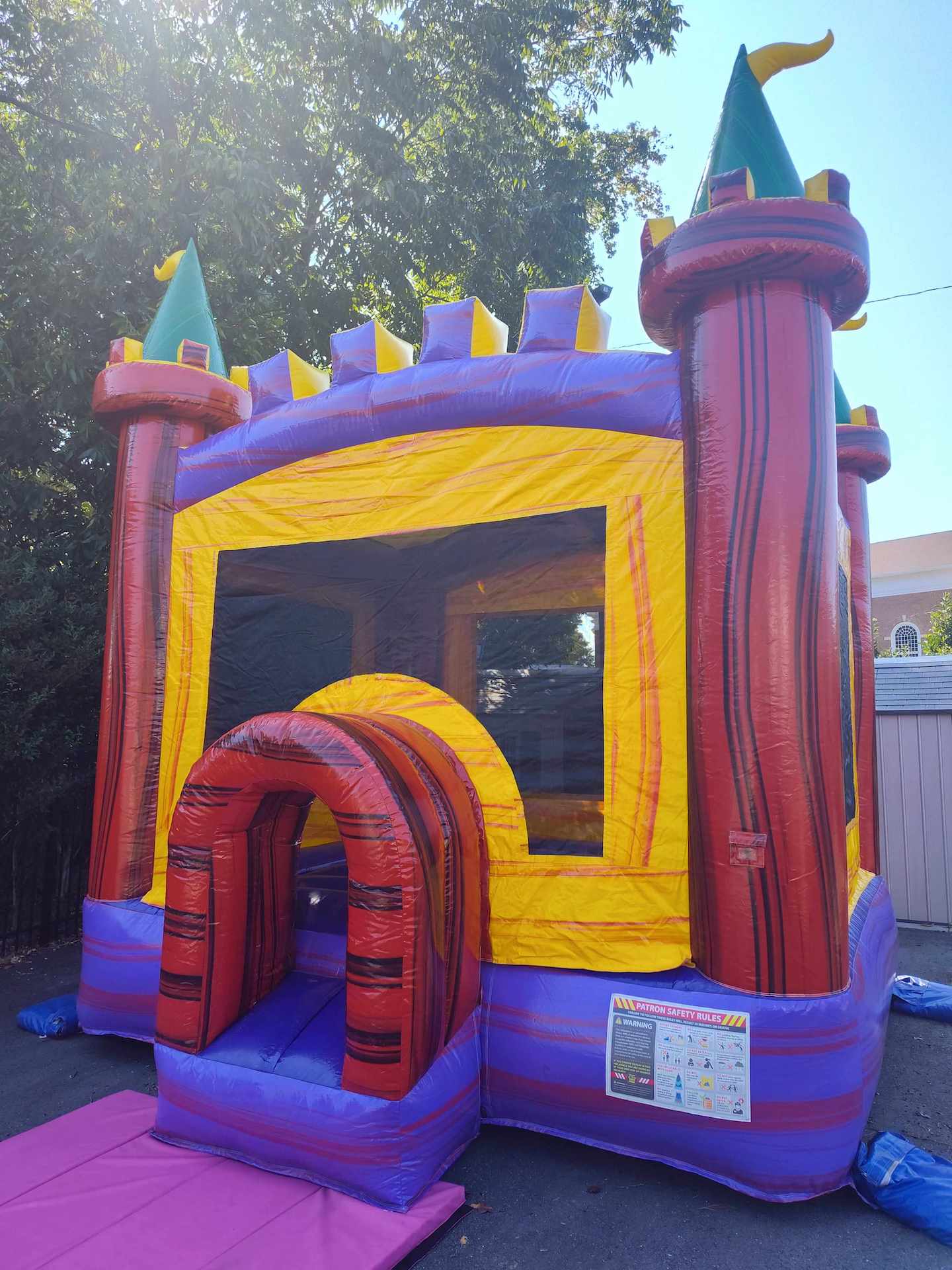 Castle Bounce House Rental Atlanta | Confetti Jar