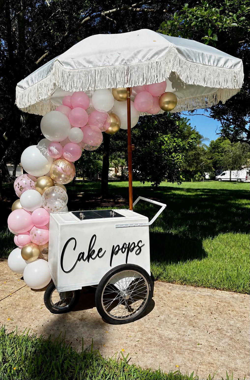 Cake Pop Dessert Cart with Umbrella