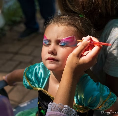Face Painting and Balloon Twisting Party Entertainment