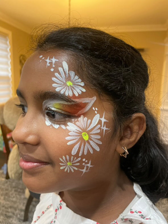 Face Painting & Balloon Artist