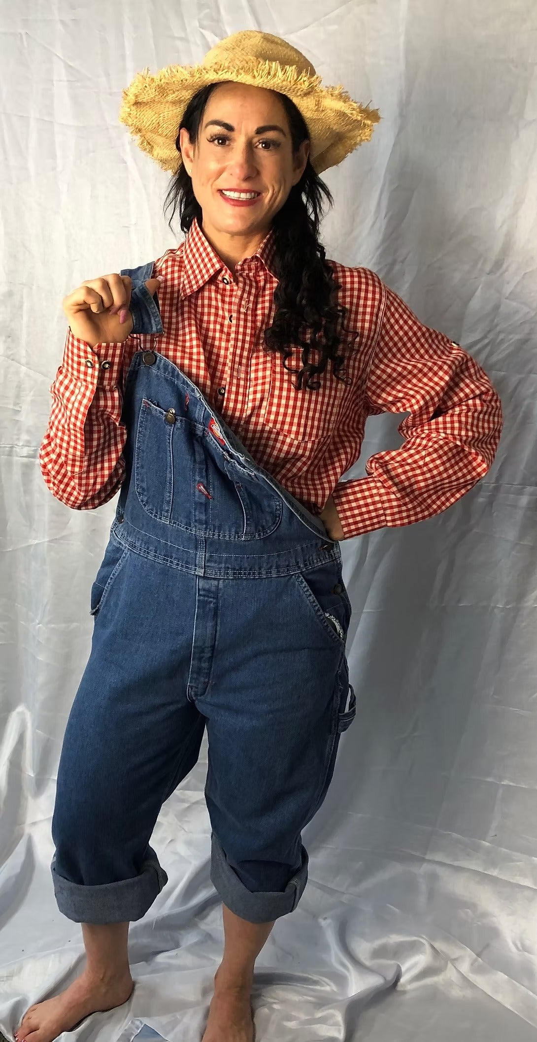 Hillbilly Babe Character Party Visit