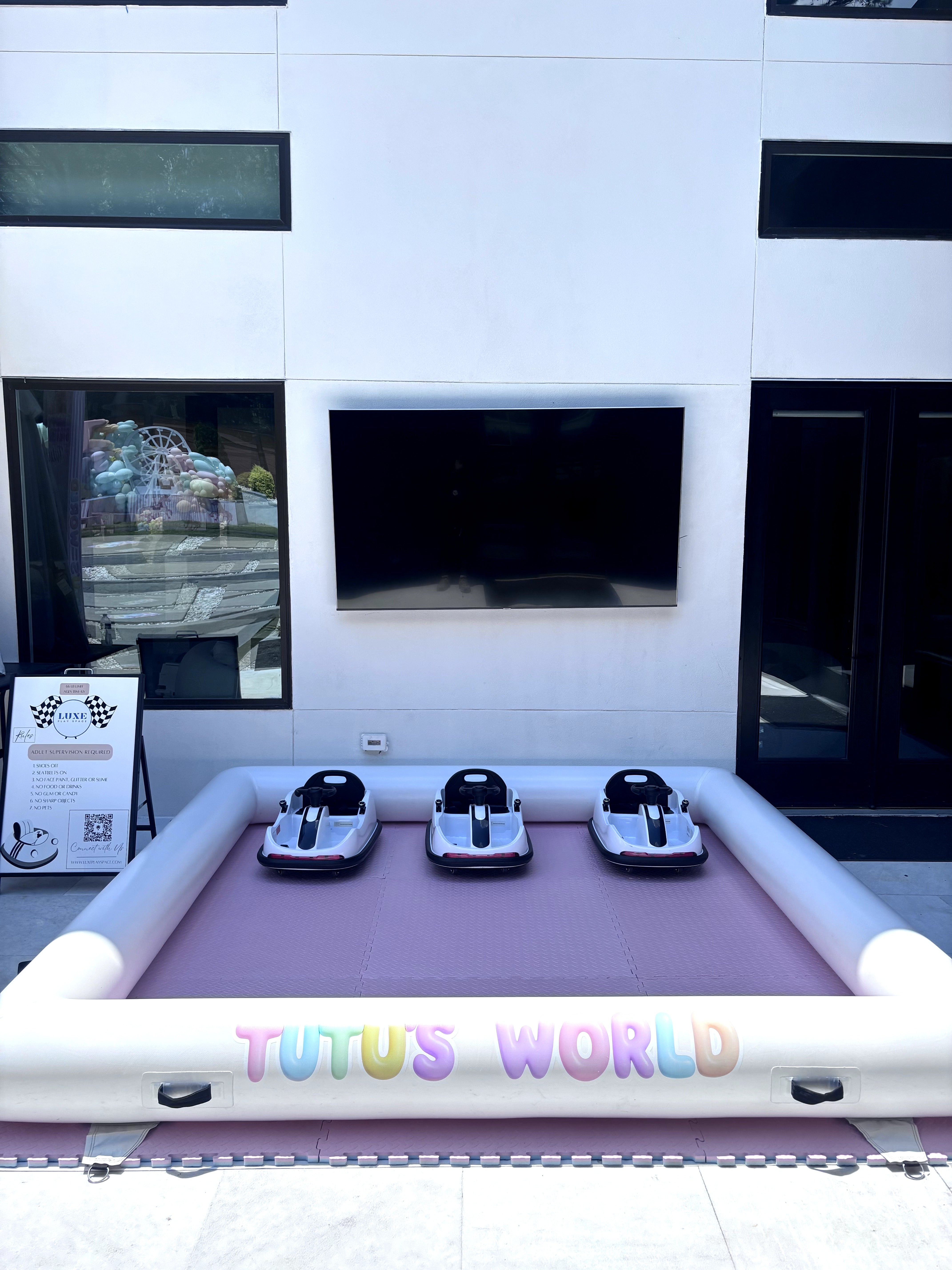 Medium Bumper Cars Rental: 3 Bumper Cars