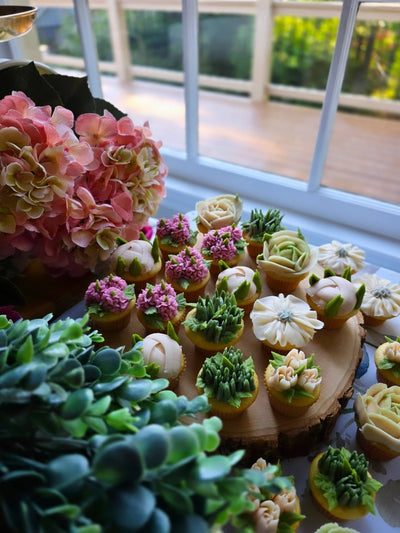 Mini Floral Cupcakes