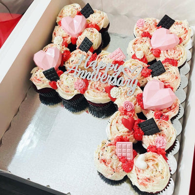 Pull-Apart Cakes/Cupcake Cake