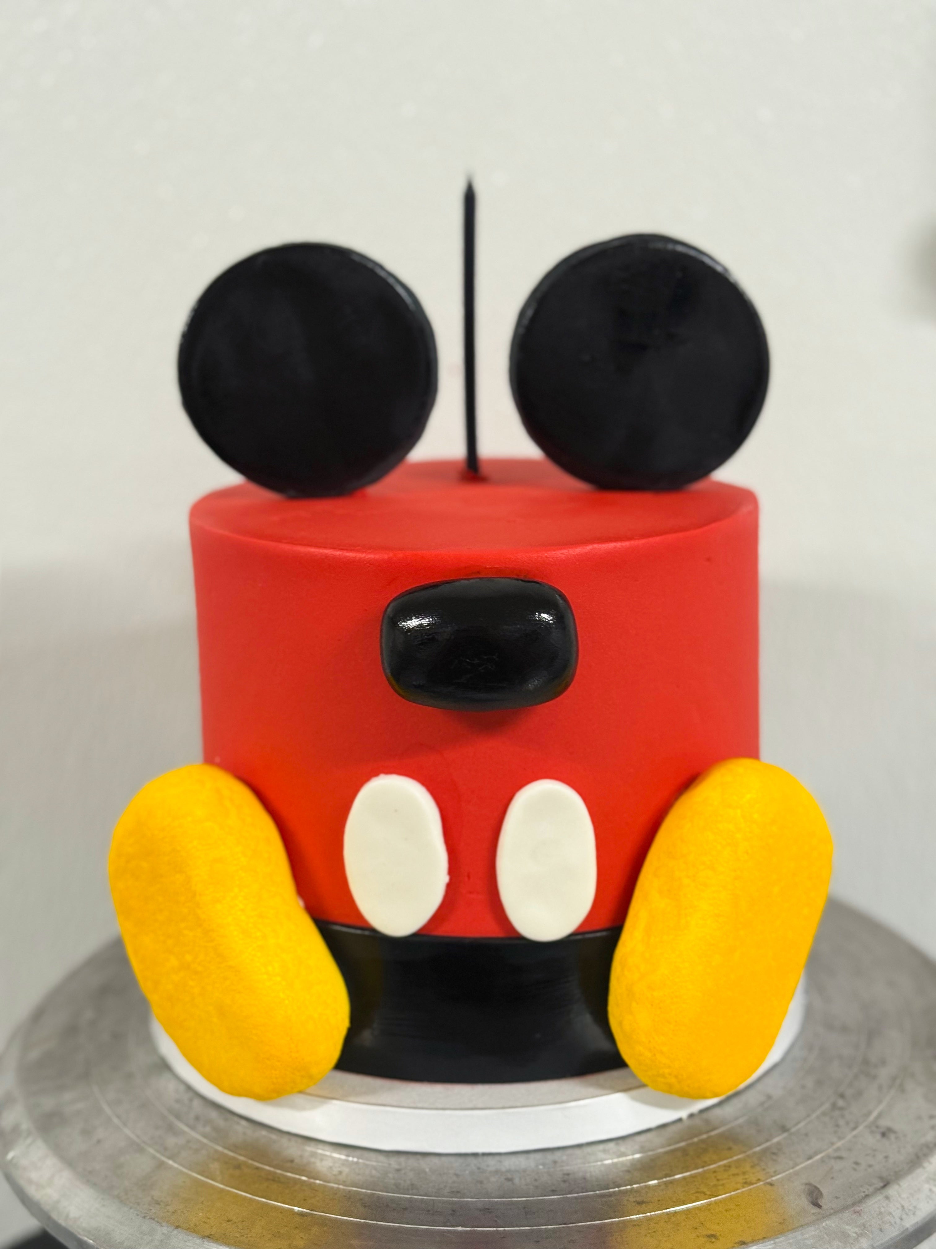 Single Tier Custom Cake