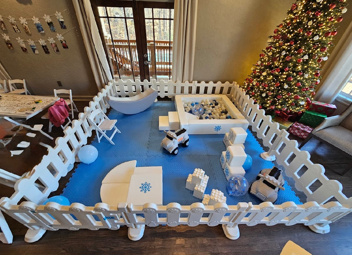 White Ball Pit Fun Zone with 4’x4’ Ball Pitt