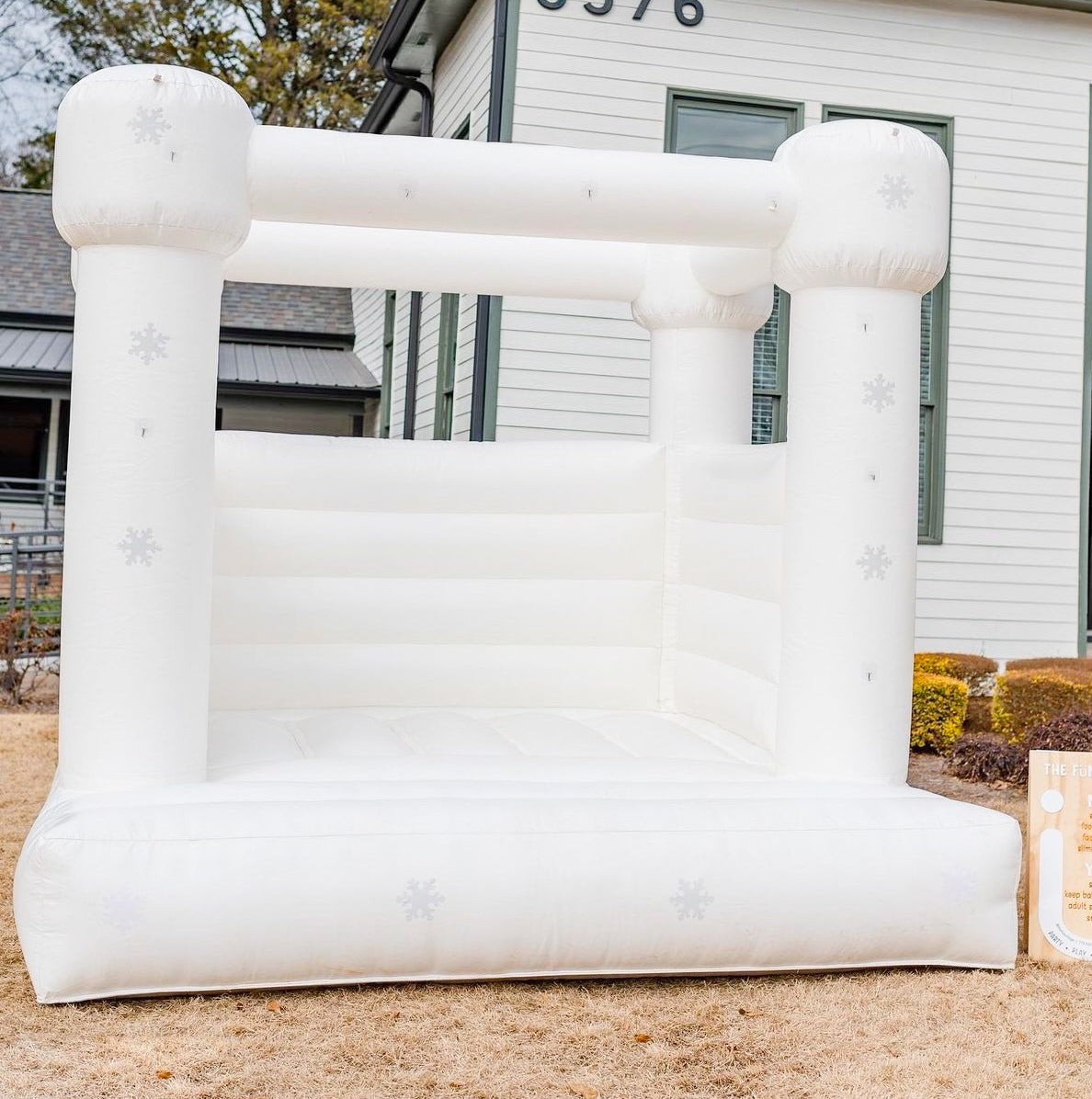 White Castle Mod Top