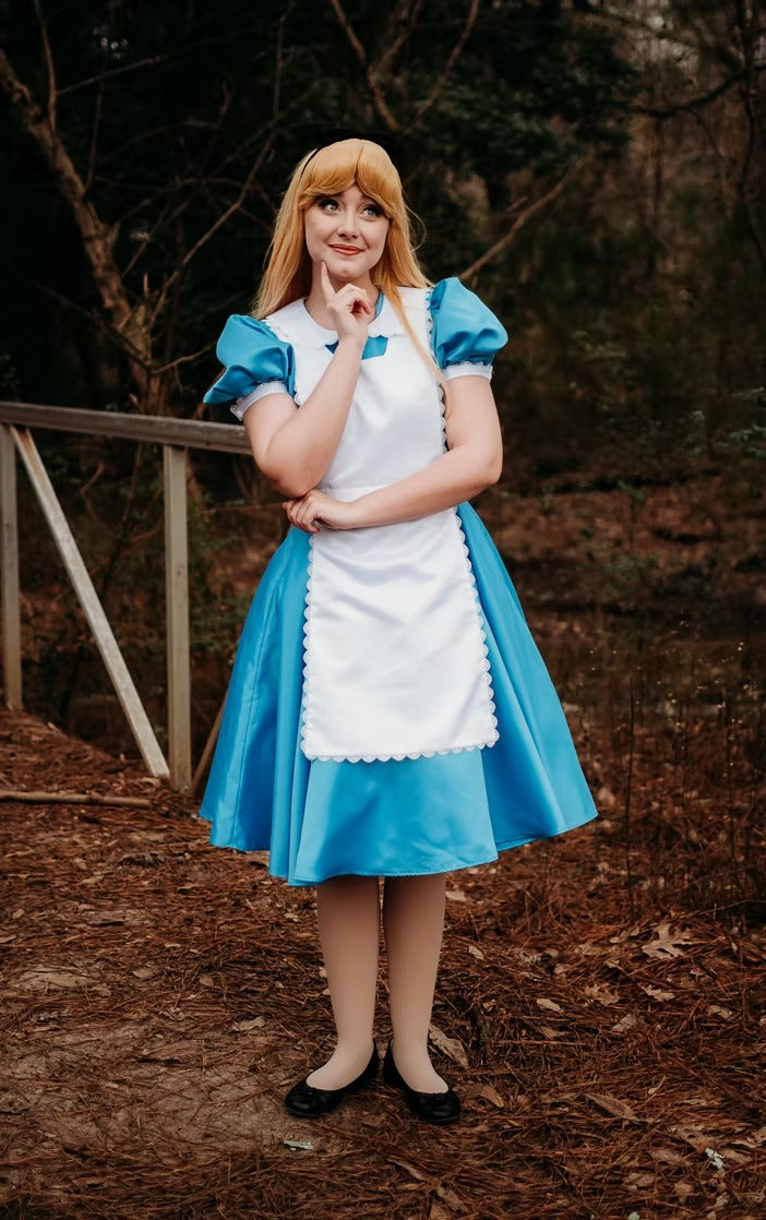 Wonderland Storybook Girl: Atlanta Character Visit